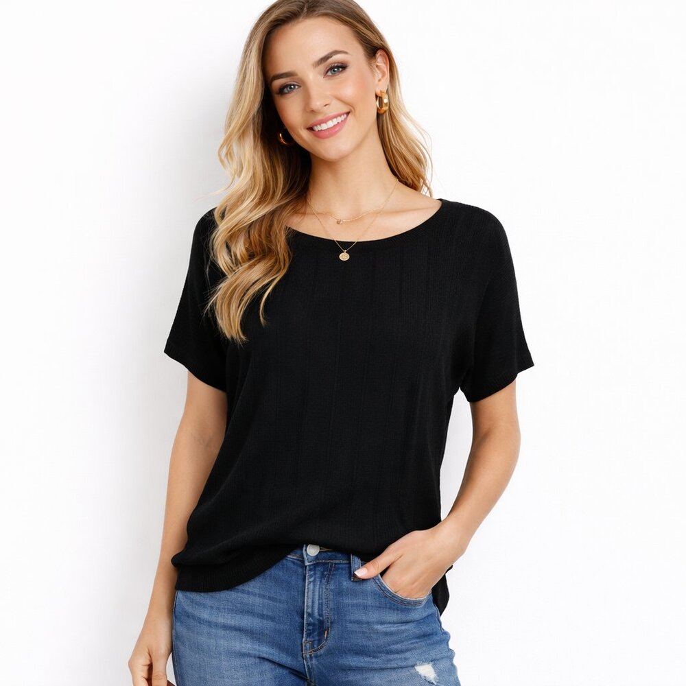 New York & Company Black Lightweight Short Sleeve Sweater Knit Top Minimalist M